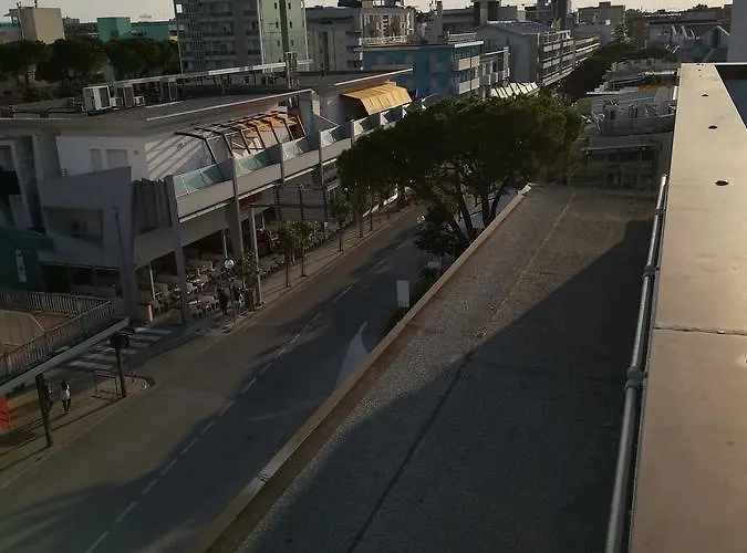 Отель Paron Бибионе